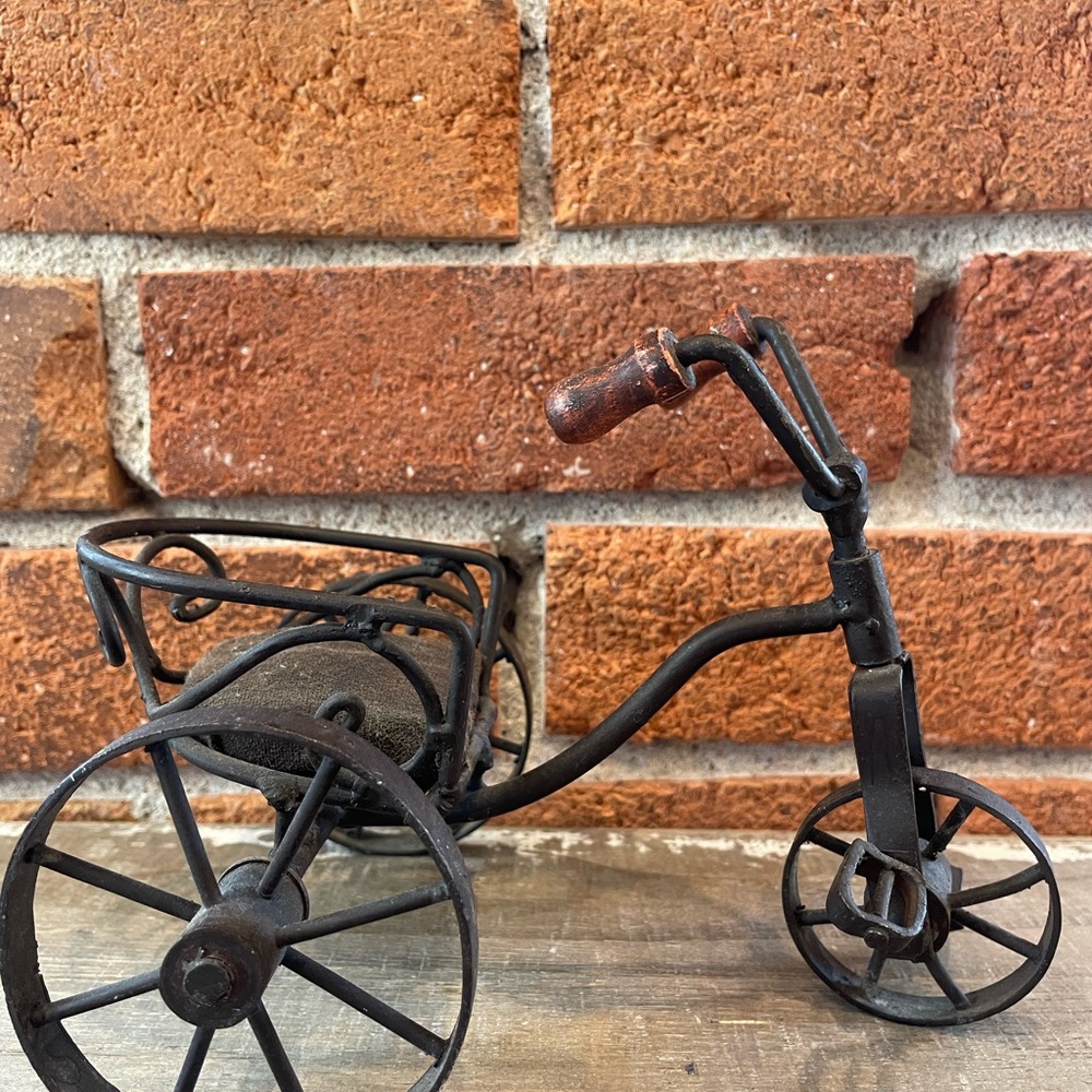 Vintage Metal Tricycle Decor
